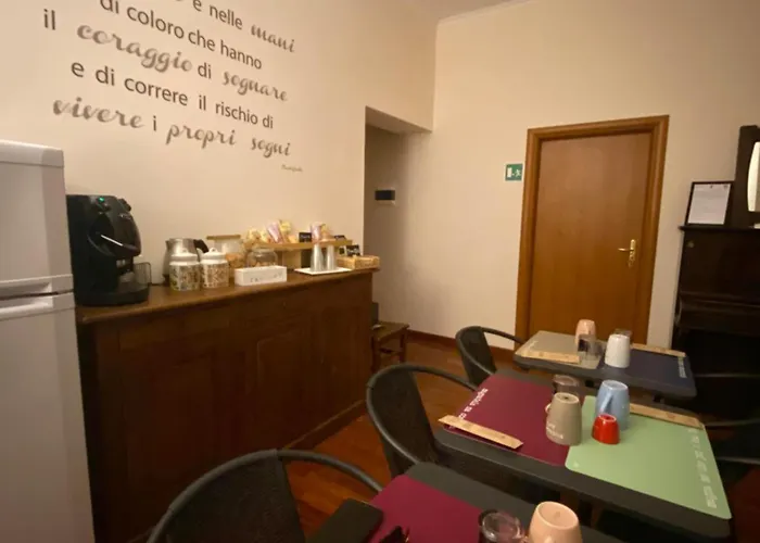 Vecchia Trastevere Отель типа "постель и завтрак" Рим